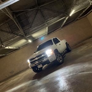 Meet your Posher, Moises